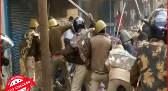 गोरखपुर में हुई लाठीचार्ज के पुराने वीडियो को कानपुर हिंसा से जोड़ा जा रहा है।